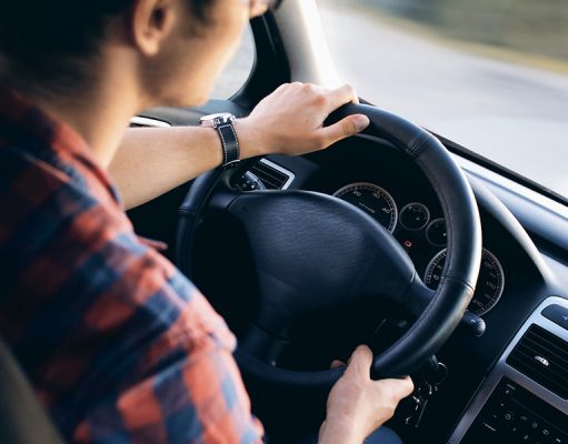 7 conseils pour améliorer la sécurité de votre adolescent au volant adolescent-au-volant